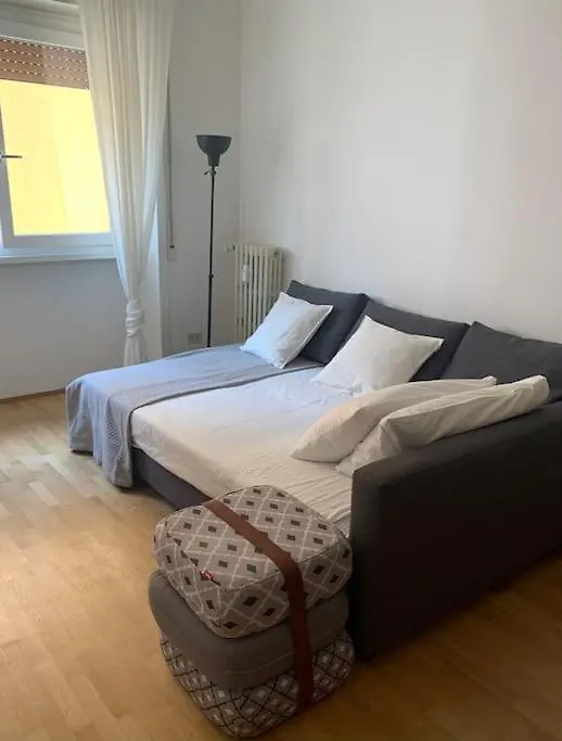 Casa Sirte Con Terrazzino. Apartment Rome