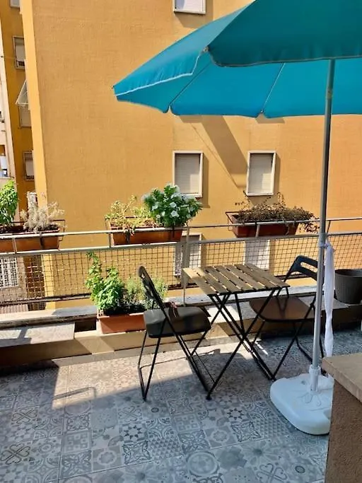 Casa Sirte Con Terrazzino. Apartment Rome
